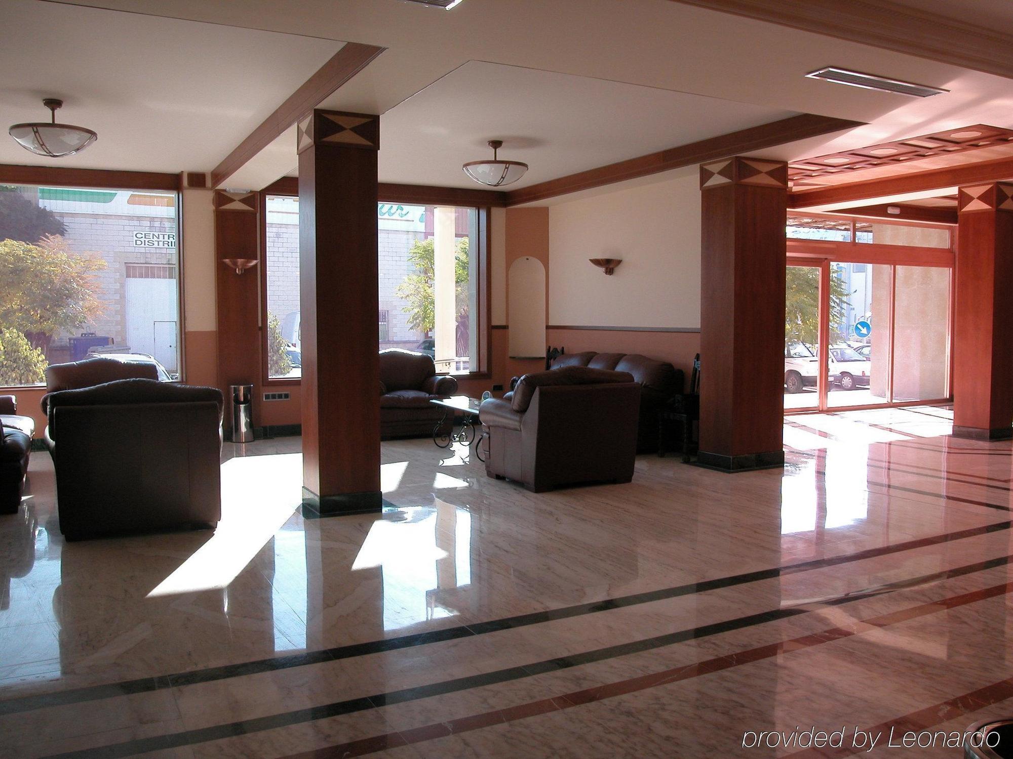 Hotel Del Val - Parking Gratuito Andújar Interno foto